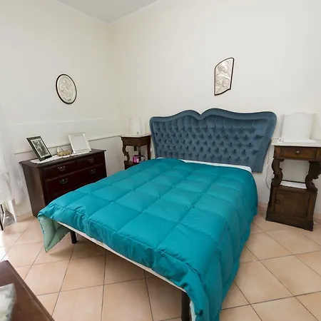 Pompei Deluxe Holiday home *
